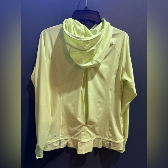 Lululemon Athletica Neon Yellow/Green Lightweight Training Jacket - Picture 5 of 7